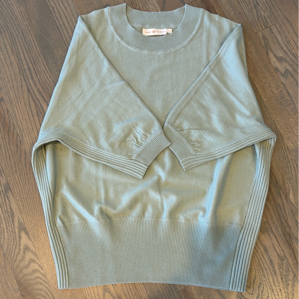 NWOT, Tory Burch 3/4 pale green  sweater